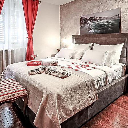 Theatre Luxury Rooms Split Exterior foto