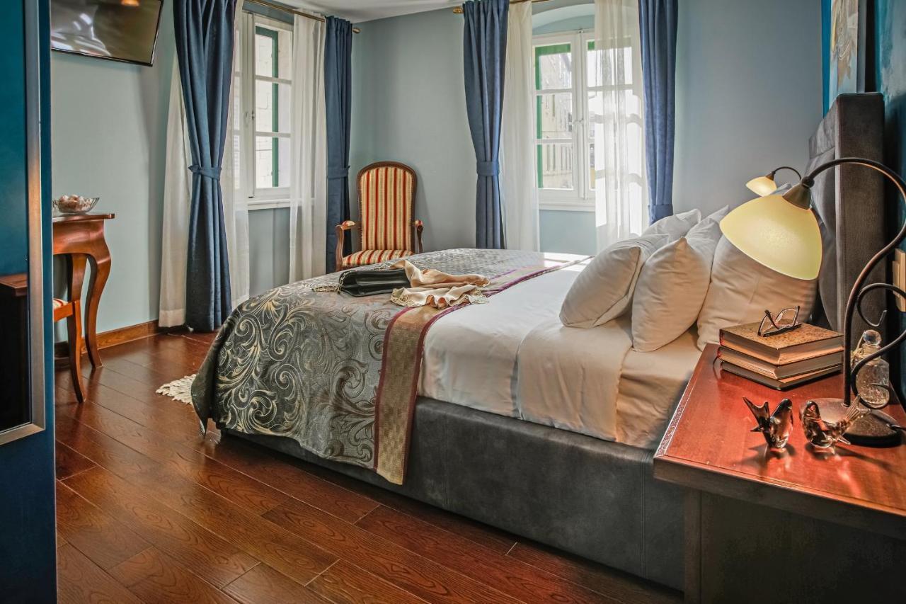 Theatre Luxury Rooms Split Exterior foto